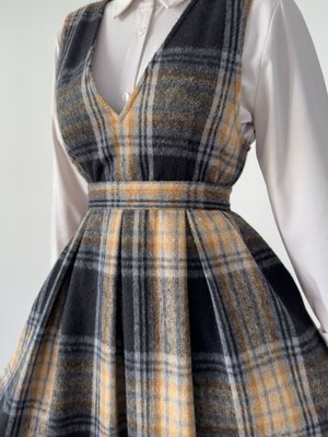 Vintage Modest Kışlık V Yaka Kadın Rerto Yün Ekose Uzun Jile Elbise