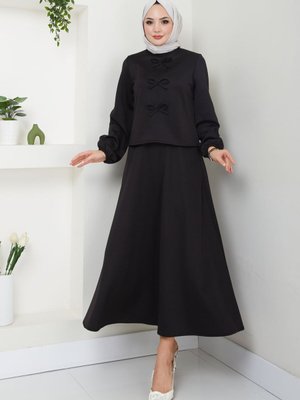 Siyah Fiyonk Detaylı Etekli Takım Siyah Fiyonk Detaylı Etekli Takım