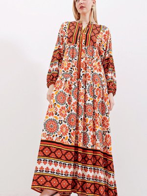 Otantik Desenli Elbise M. Kahverengi Otantik Desenli Elbise M. Kahverengi