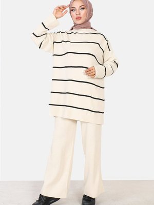 Çizgili Triko Takım Taş Rengi