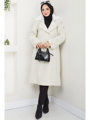 Ekru Yakası Kürk Detaylı Kaşe Kaban Ekru Yakası Kürk Detaylı Kaşe Kaban