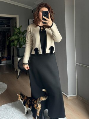 Fiyonklu Hırka Bej Fiyonklu Hırka Bej