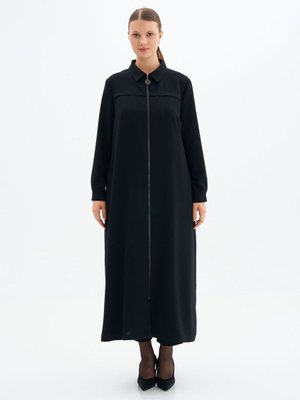 Anler Detaylı Fermuarlı Ferace Anler Detaylı Fermuarlı Ferace