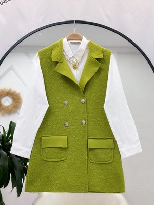 Buklet Düğmeli Yelek