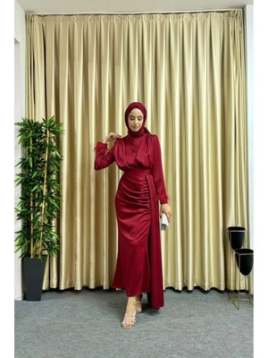 Kuyruklu Detaylı Saten Abiye Elbise Kuyruklu Detaylı Saten Abiye Elbise