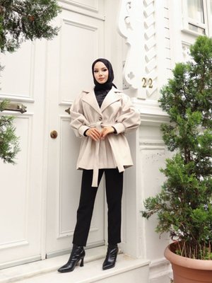 Ceket Yaka Balon Kol İçi Astarlı Kısa Kaşe Kaban Bej