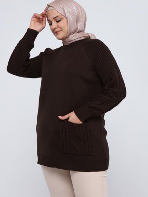 Büyük Beden Kolu Saç Örgülü Cepli Kışlık Triko Tunik Büyük Beden Kolu Saç Örgülü Cepli Kışlık Triko Tunik
