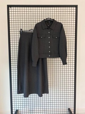 Yeni Sezon Kışlık Etekli Takım Asay Yeni Sezon Kışlık Etekli Takım Asay