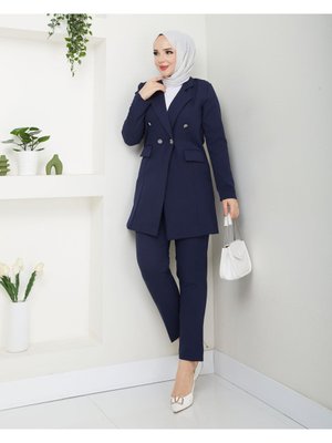 Blazer Ceketli Pantolonlu Takım Blazer Ceketli Pantolonlu Takım