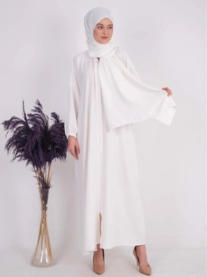 Pratik Şallı Namaz Elbisesi – Konfor Ve Şıklığın Bir Araya Geldiği Tasarım