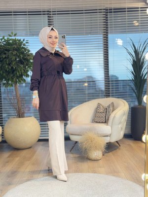 İki İplik Ön Fermuarlı Yakalı Ceket