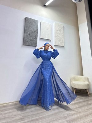 İşlemeli Tül Pelerin Detaylı Dar Kesim Abiye Elbise