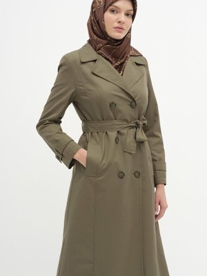 Kruvaze Yaka Düğme Detaylı Trenç Haki