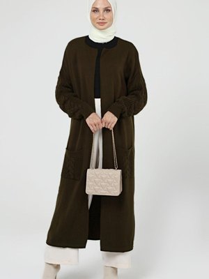 Kolu Saç Örgülü Çift Cepli Garnili Kışlık Kimono Hırka Kolu Saç Örgülü Çift Cepli Garnili Kışlık Kimono Hırka