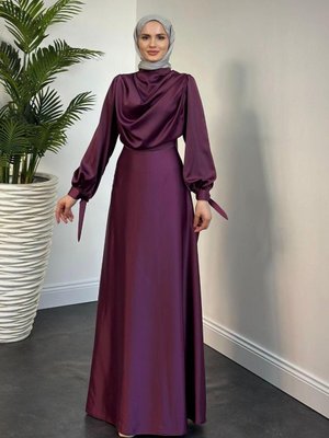Amedea Üstü Drape Saten Abiye Elbise Mürdüm Amedea Üstü Drape Saten Abiye Elbise Mürdüm