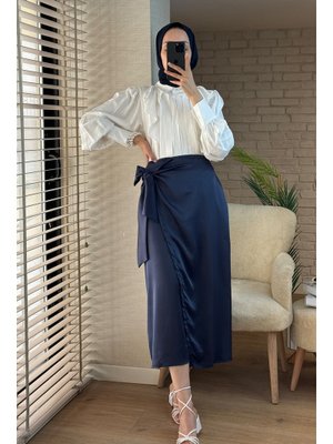 Lacivert Yandan Fiyonklu Etek