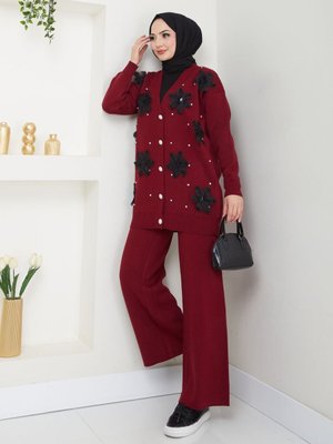 Kırmızı Çiçek Nakışlı Triko İkili Takım Kırmızı Çiçek Nakışlı Triko İkili Takım