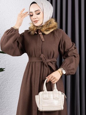 Kürk Detaylı Kaşe Manto Kahverengi?