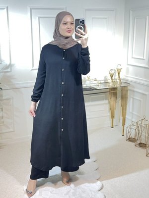 Başak Düğmeli Ayrobin Takım Siyah Başak Düğmeli Ayrobin Takım Siyah