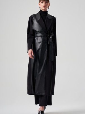 Deri Detaylı Trençkot Siyah