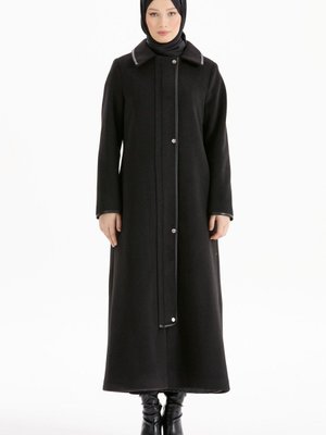 Deri Garnili Kaşe Manto Siyah Deri Garnili Kaşe Manto Siyah