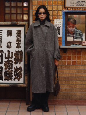 Asimetrik Kapama Kaşe Kaban Siyah