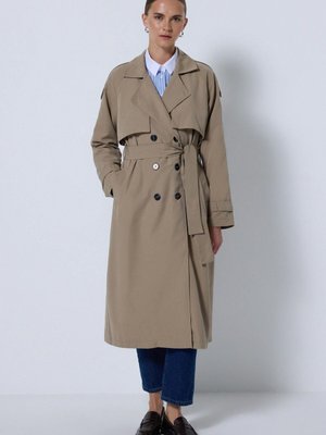 Apolet Detaylı Beli Kuşaklı Trençkot