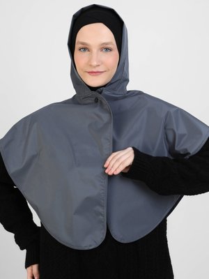 Gri Çıtçıtlı Yağmurluk Raincoat
