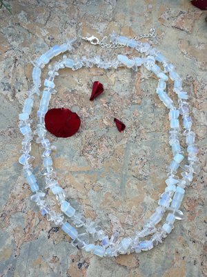 Beyaz Aytaşı Doğaltaş Çift Sıra Kolye