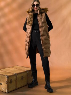 Çıkabilir Kapüşonlu Desenli Şişme Yelek Taba Çıkabilir Kapüşonlu Desenli Şişme Yelek Taba