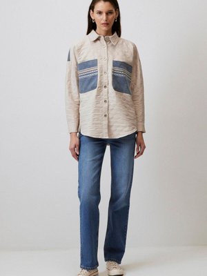 Arkası Nakışlı Kapitone Ceket Arkası Nakışlı Kapitone Ceket