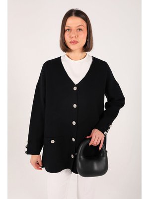 Siyah Düğmeli Triko Hırka