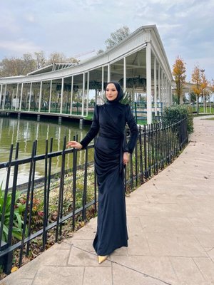 Yandan Bağlamalı Kadife Tesettür Abiye Elbise