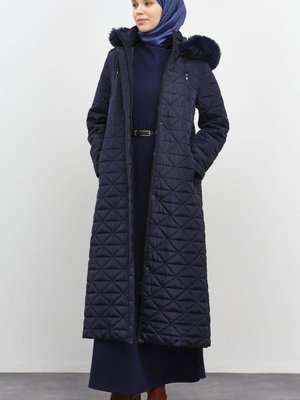 Fermuar Cep Detaylı Kapüşonlu Kapitone Manto İndigo Fermuar Cep Detaylı Kapüşonlu Kapitone Manto İndigo