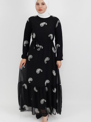 Siyah Nakış Detaylı Şifon Kumaş Elbise Siyah Nakış Detaylı Şifon Kumaş Elbise