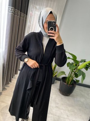 Asimetrik Belden Bağlamalı Kapamasız Hırka Asimetrik Belden Bağlamalı Kapamasız Hırka