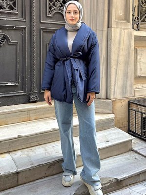 Cindy Düz Kuşaklı Şişme Mont Lacivert Cindy Düz Kuşaklı Şişme Mont Lacivert