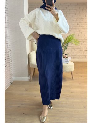 Lacivert Plise Detaylı Triko Etek