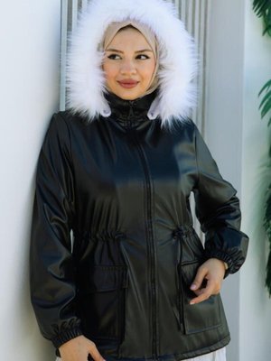 Belden Bağcık, Fermuar Detaylı Kapüşonlu Kısa Deri Mont Belden Bağcık, Fermuar Detaylı Kapüşonlu Kısa Deri Mont