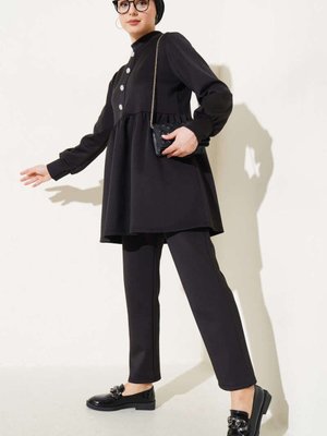 Siyah Taş Düğmeli Scuba İkili Takım Siyah Taş Düğmeli Scuba İkili Takım