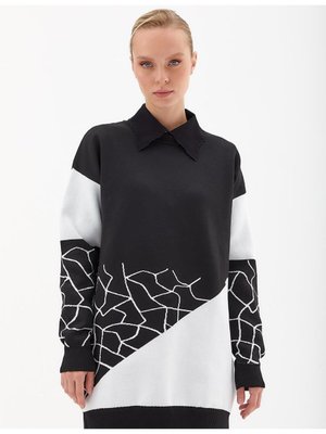 Mermer Desen Sıfır Yaka Triko Tunik Siyah Mermer Desen Sıfır Yaka Triko Tunik Siyah
