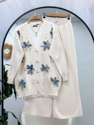 Çiçekli Triko Takım