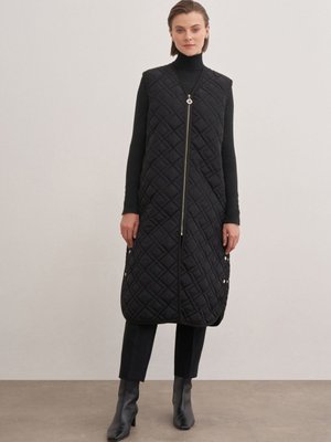 Fermuarlı V Yaka Yelek Fermuarlı V Yaka Yelek