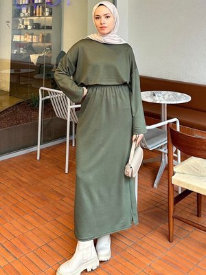 Kristal Etekli Takım