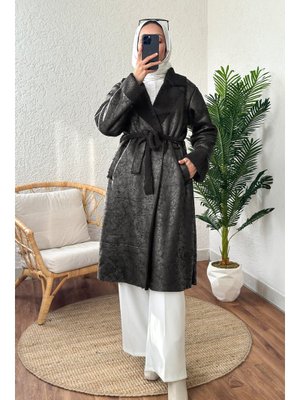 Siyah İçi Peluşlu Uzun Manto