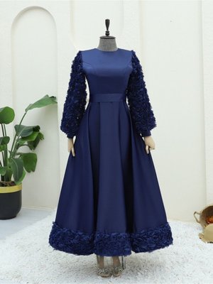 Eteği Ve Kolları Gül Detaylı Saten Abiye Elbise Laci Eteği Ve Kolları Gül Detaylı Saten Abiye Elbise Laci