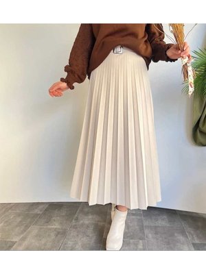 Kadın Kemer Detaylı Pileli Etek Oversize Kadın Kemer Detaylı Pileli Etek Oversize