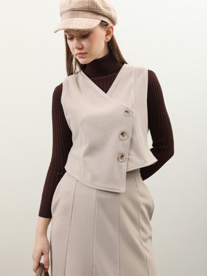 Kruvaze Yelekli Takım Krem Kruvaze Yelekli Takım Krem