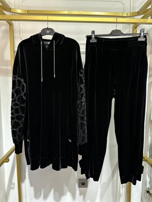 Kolları Dantelli Kadife