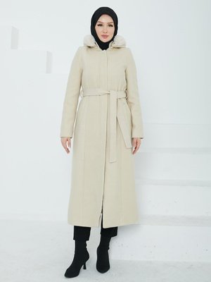 Armine Trend Seyyar Kapüşonlu Belden Kuşaklı Kap Bej Armine Trend Seyyar Kapüşonlu Belden Kuşaklı Kap Bej